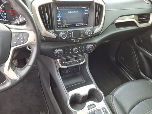 Used 2022 GMC Terrain Denali image 31