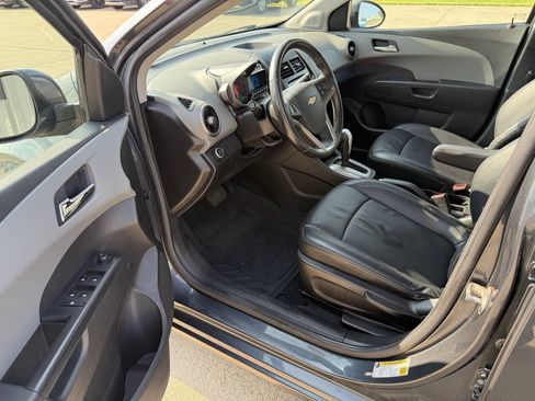 Used 2013 Chevrolet Sonic LTZ FWD image 5