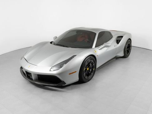 Used 2018 Ferrari 488 Spider image 53