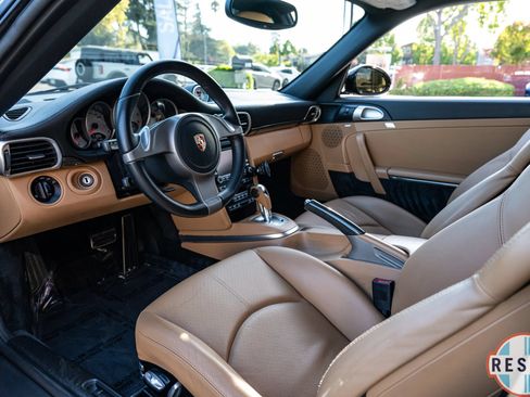 Used 2009 Porsche 911 Carrera S RWD image 40