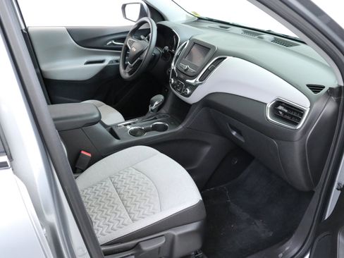 Used 2024 Chevrolet Equinox LT image 27