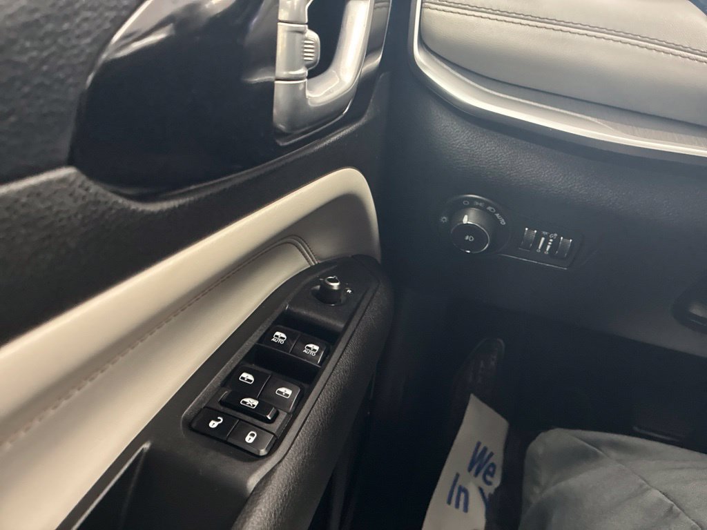 Certified 2024 Jeep Compass Limited AWD/4WD image 50