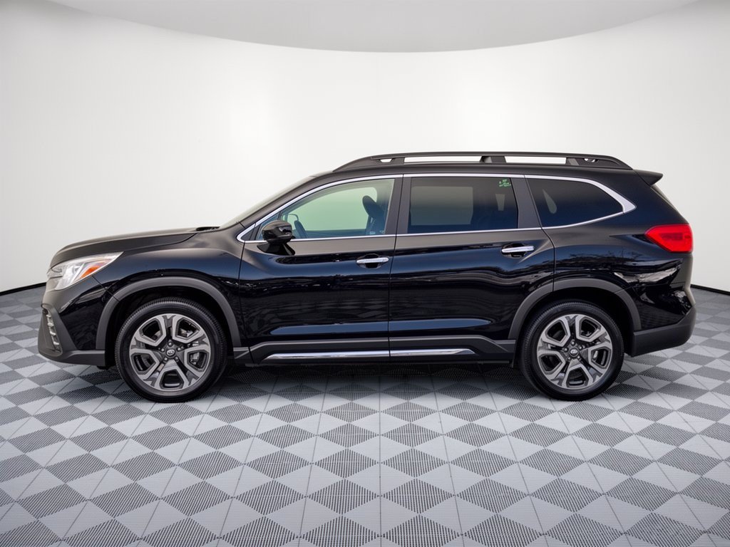 Used 2024 Subaru Ascent Touring AWD/4WD image 2