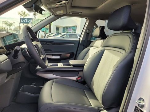 New 2026 Kia EV9 Light image 9