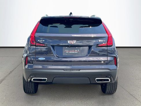 Used 2024 Cadillac XT4 Premium Luxury w/ Technology Package FWD image 6