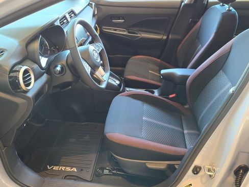 Used 2025 Nissan Versa SR w/ Trunk Package image 17