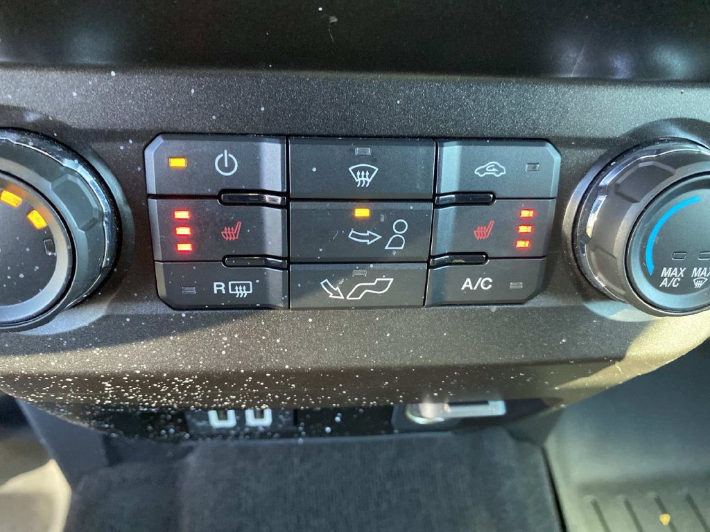 Used 2020 Ford F150 XLT w/ Equipment Group 302A Luxury AWD/4WD image 16