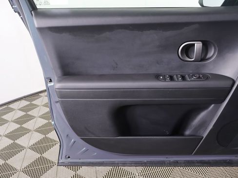 Used 2025 Hyundai Ioniq 5 SE AWD/4WD image 19