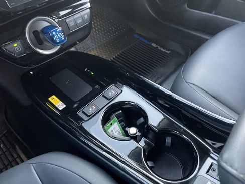 Certified 2021 Toyota Prius Prime Limited image 25