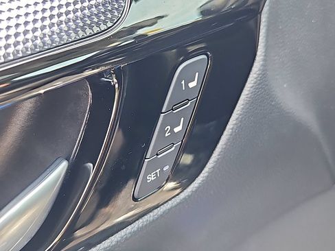Used 2024 Honda CR-V EX-L image 18