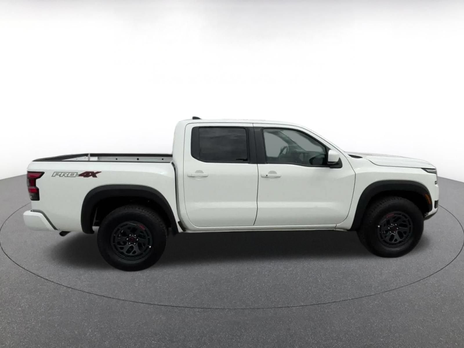 Used 2026 Nissan Frontier PRO-4X AWD/4WD image 16