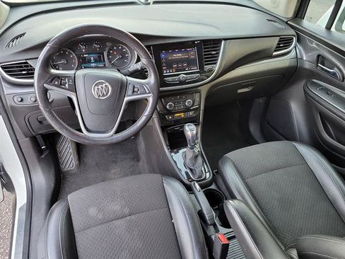 Used 2021 Buick Encore Preferred AWD/4WD image 9