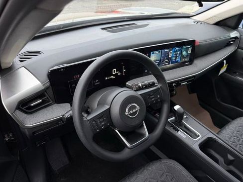 New 2026 Nissan Kicks SV image 15