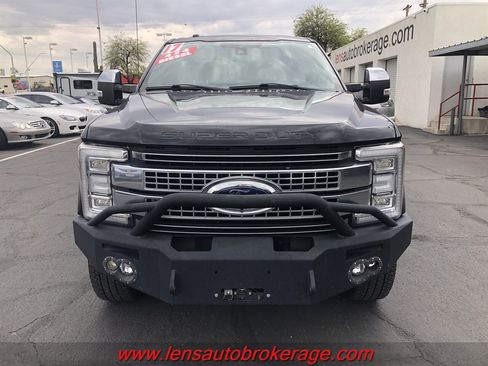 Used 2017 Ford F250 Platinum w/ FX4 Off-Road Package image 3