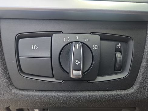 Used 2017 BMW 330e RWD image 18