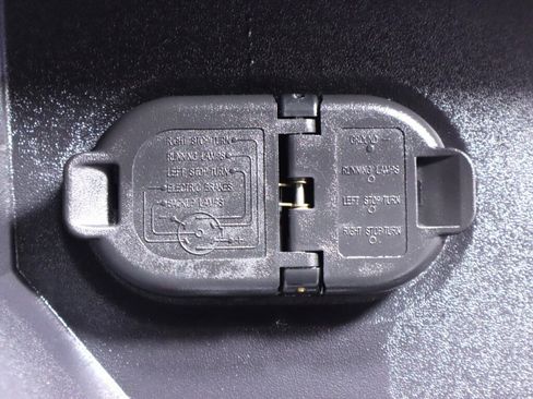 Used 2022 Toyota Tundra SR5 w/ TRD Off-Road Package image 36