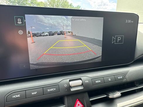 Used 2025 Kia K4 FWD image 21