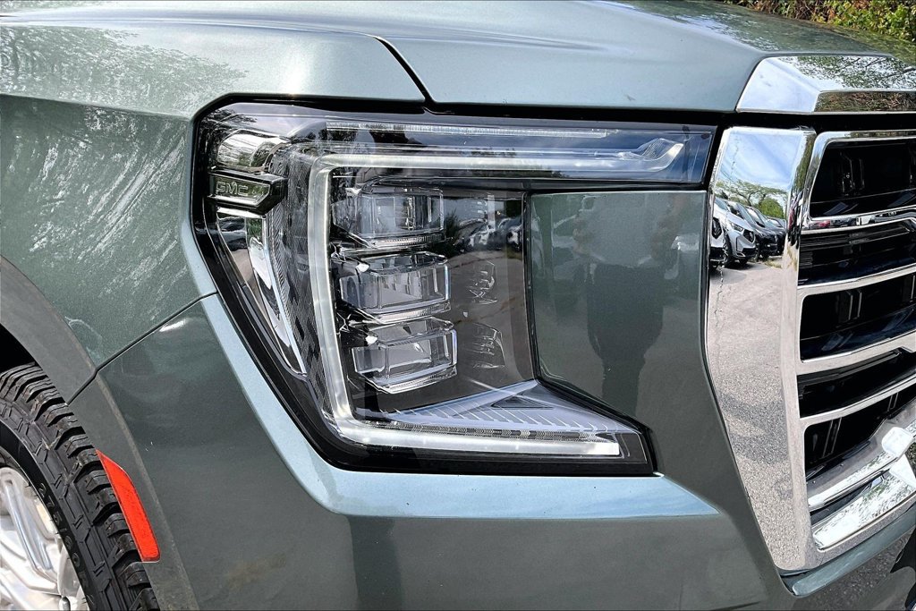 Used 2023 GMC Yukon SLT AWD/4WD image 40