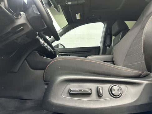 Used 2025 Honda CR-V Sport image 26