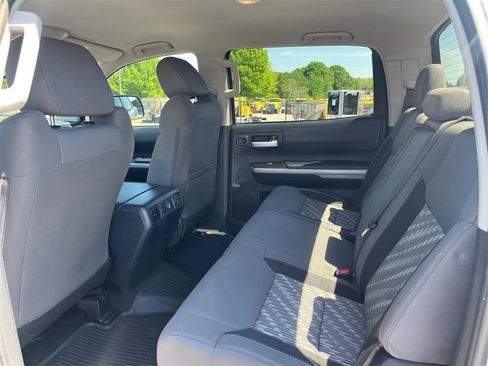 Used 2019 Toyota Tundra SR5 w/ SR5 Upgrade Package RWD image 10