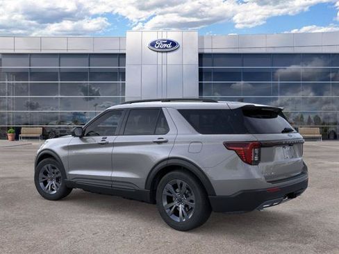 New 2026 Ford Explorer Active w/ Active Comfort Package AWD/4WD image 4