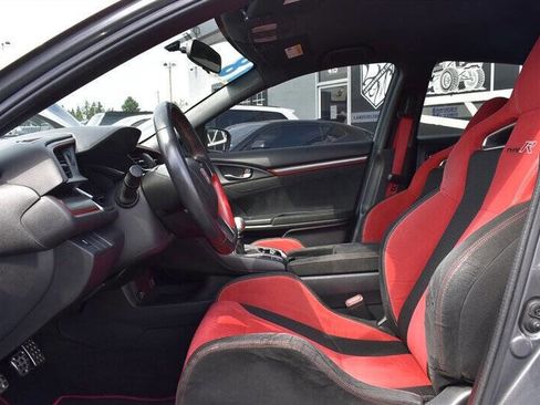 Used 2018 Honda Civic Type R image 13