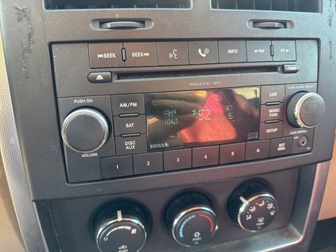 Used 2009 Jeep Liberty Sport w/ Popular Equipment Group image 17