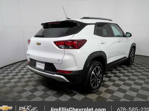 Certified 2025 Chevrolet TrailBlazer LT AWD/4WD image 26
