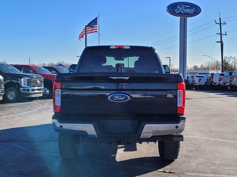 Used 2019 Ford F250 XLT w/ XLT Premium Package image 5