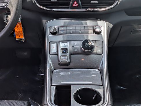 Used 2021 Hyundai Santa Fe SE FWD image 21