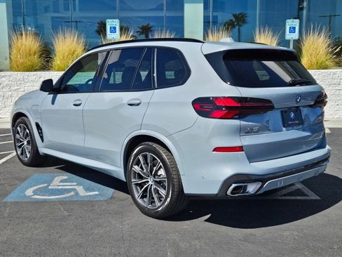 New 2026 BMW X5 xDrive50e image 9