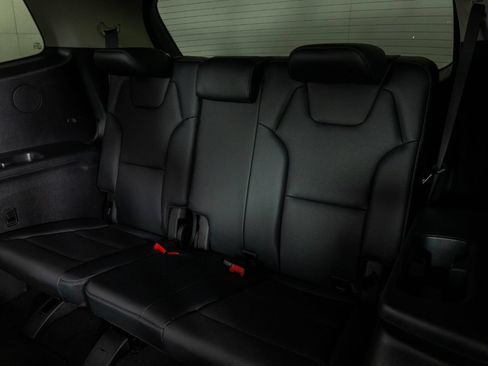 Used 2024 Kia Telluride EX w/ EX Captain's Chair Package AWD/4WD image 20