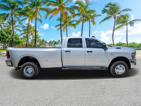 New 2026 RAM 3500 Tradesman AWD/4WD image 2