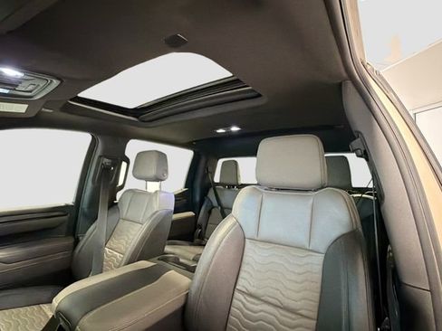 Used 2023 Chevrolet Silverado 1500 ZR2 w/ Technology Package image 20