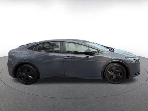 Used 2025 Toyota Prius LE image 14