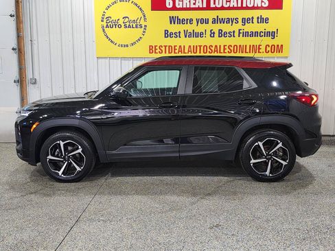 Used 2023 Chevrolet TrailBlazer RS AWD/4WD image 3
