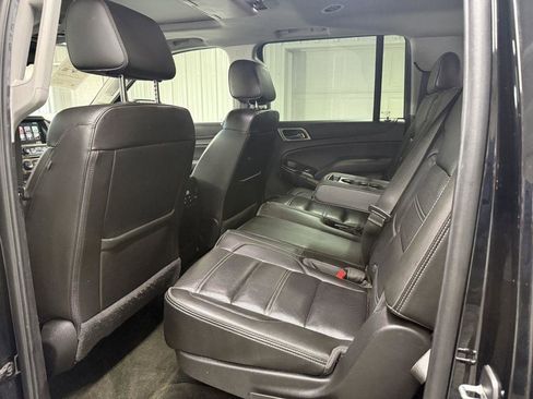 Used 2018 GMC Yukon XL Denali w/ Denali Ultimate Package image 31