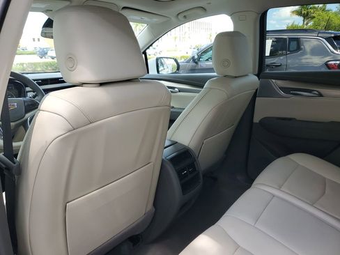 Certified 2024 Cadillac XT5 Premium Luxury image 15