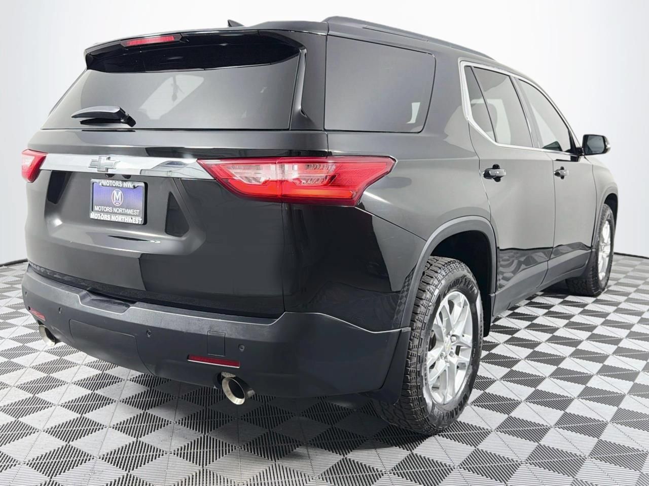 Used 2019 Chevrolet Traverse LT w/ LPO, Black Accent Package AWD/4WD image 24