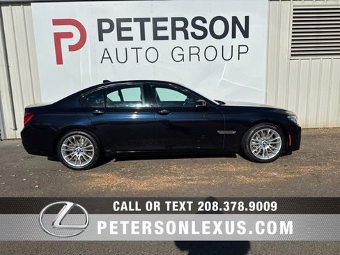 Used 2015 BMW 750i 750i image 2