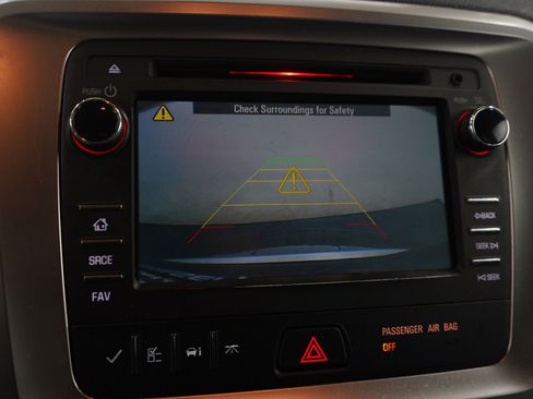 Used 2016 GMC Acadia SLE image 34