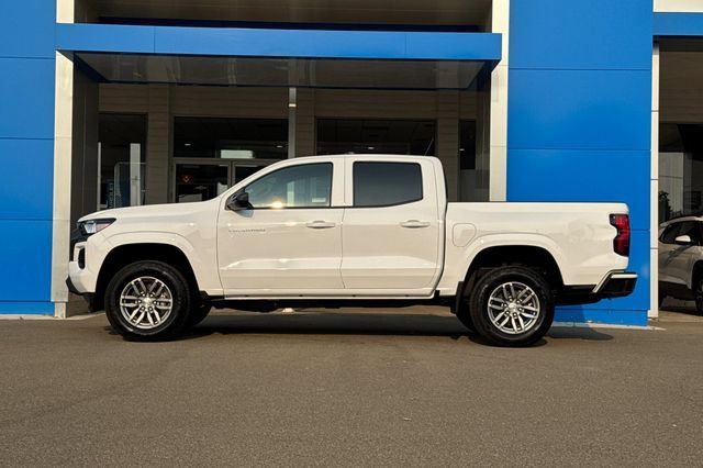 New 2026 Chevrolet Colorado LT RWD image 12