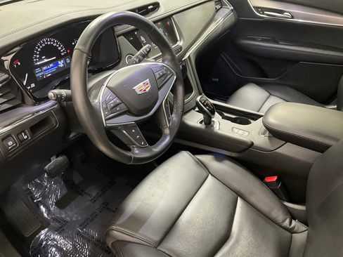 Used 2019 Cadillac XT5 Luxury AWD/4WD image 13