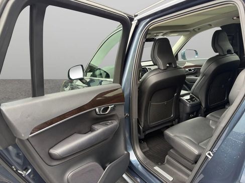 Used 2019 Volvo XC90 T6 Momentum w/ Advanced Package AWD/4WD image 14