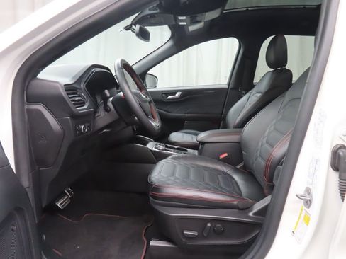 Used 2023 Ford Escape ST-Line Elite w/ Premium Technology Package AWD/4WD image 11