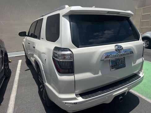 Used 2020 Toyota 4Runner Limited RWD image 4