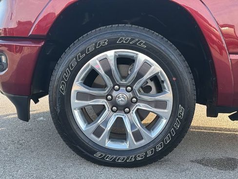 Used 2023 RAM 1500 Limited w/ Body Color Bumper Group AWD/4WD image 9