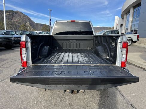 Used 2019 Ford F250 XLT w/ XLT Value Package image 12