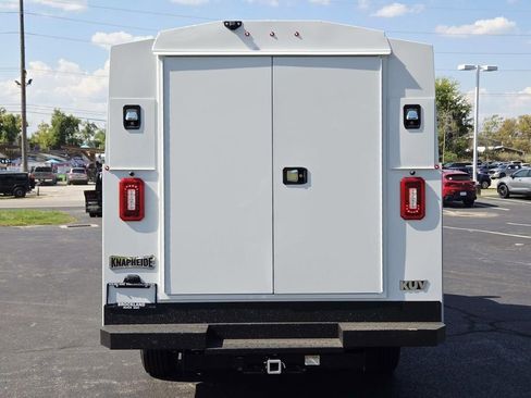 New 2025 GMC Savana 3500 w/ Power Convenience Package RWD image 4