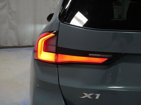 Used 2023 BMW X1 xDrive28i w/ Premium Package image 30